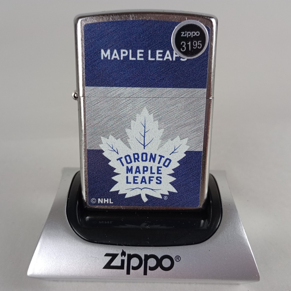 Brand New in Box Genuine Zippo NHL Hockey Toronto Maple Leafs Street Chrome